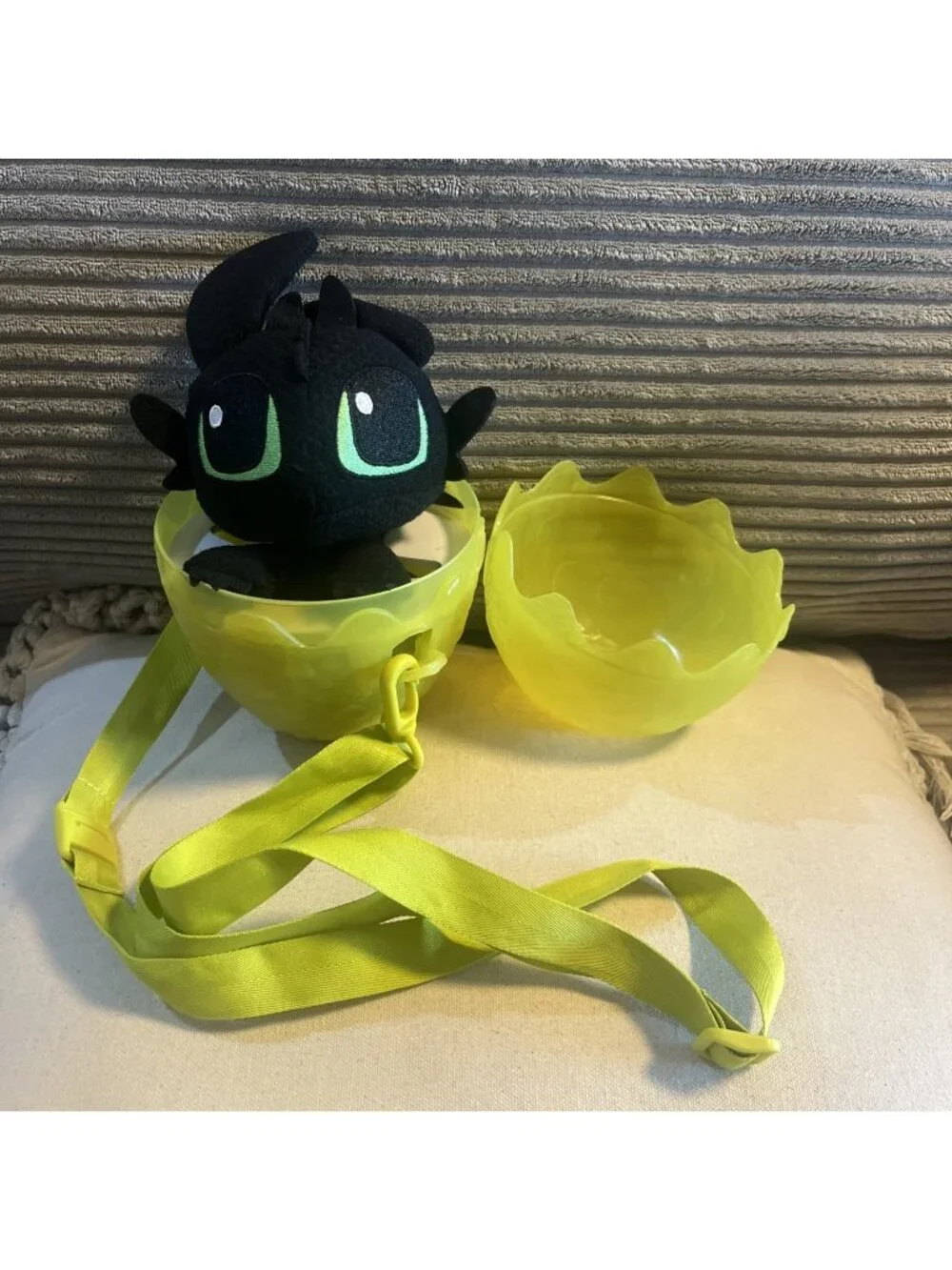 Universal Epic How To Train Your Dragon Isle Berk Drifters Toothless Egg Plush
